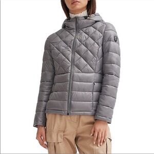 NWOT Noize Kerri Waterproof Wind Resistant Lightweight Puffer Jacket Grey Women
